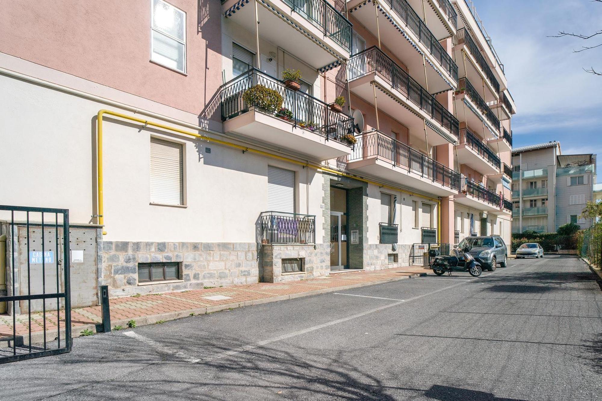 La Casa Dei Nonni Apartment Albenga Bagian luar foto